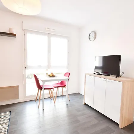 דירה Studio Cosy - Proche De Ville - Calme *