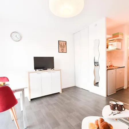 Studio Cosy - Proche De Ville - Calme דירה